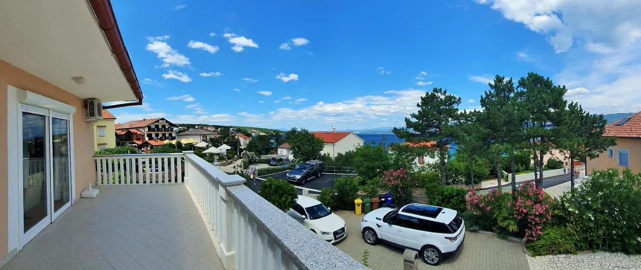 Apartments Grskovic G. Jesenovica Silo  0*, Silo (Krk) Croatia
